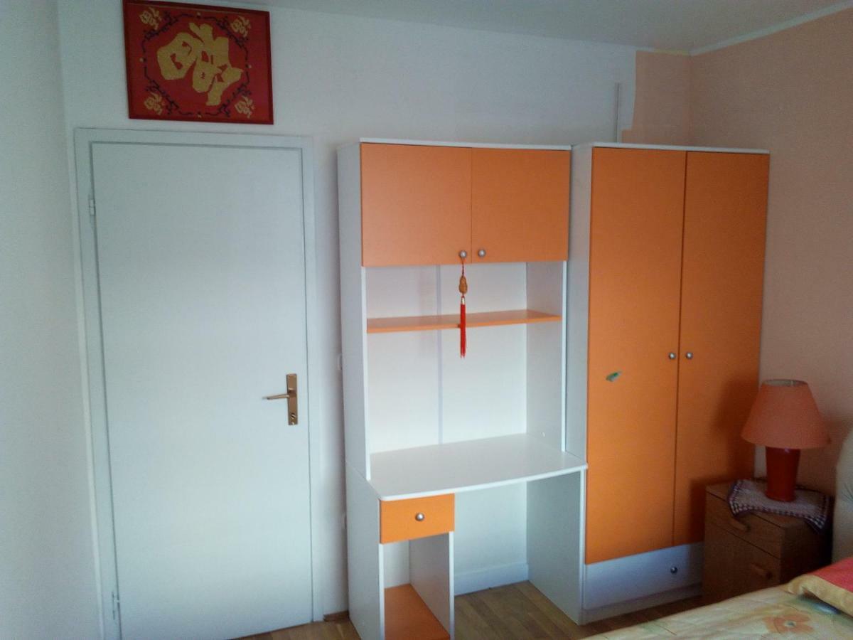 Kamenjak Free Bikes Appartement Premantura Buitenkant foto